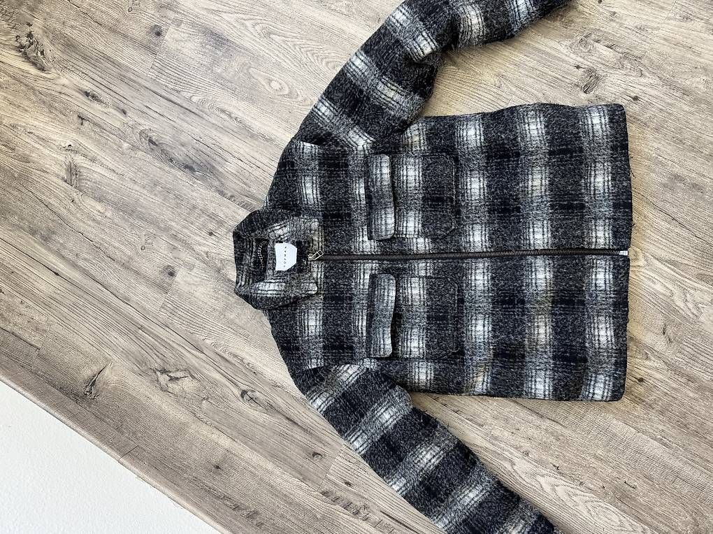 Jacken: Stoffjacke – Gebraucht aus Winterthur von ChiuJezzy 1