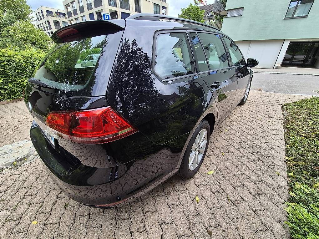 Automobili: VW Golf VII Variant 2.0 TDI DSG – Usato da Zürich venduto da Rabi2412 3