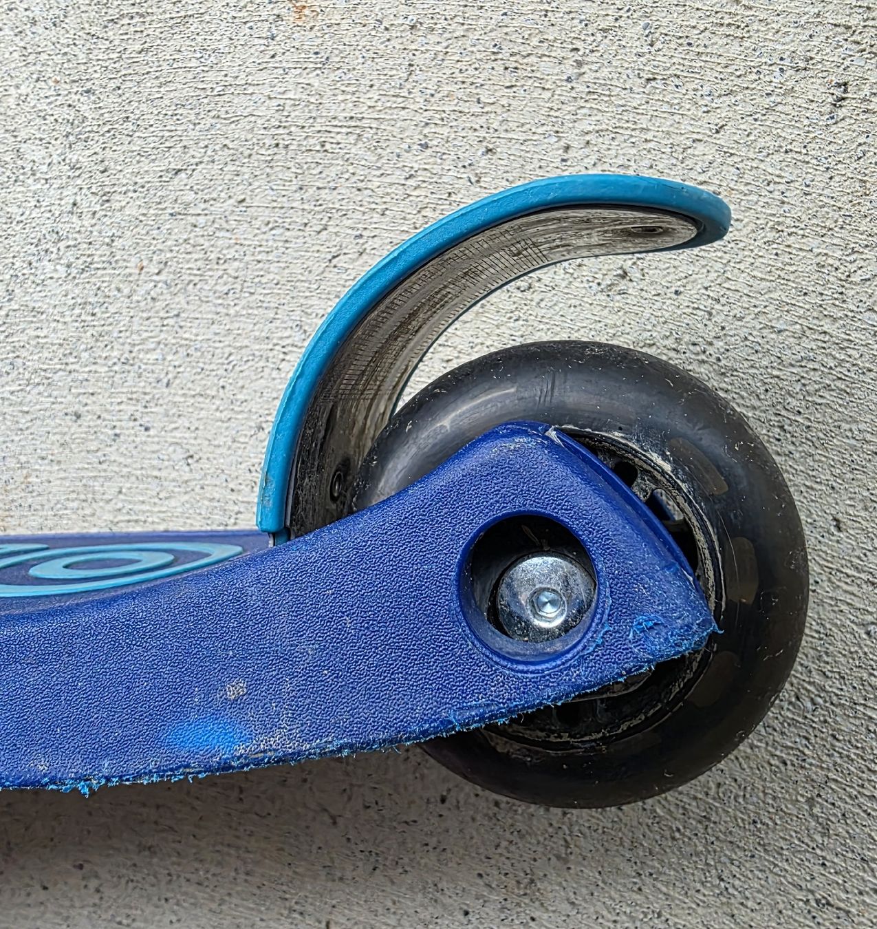 Micro Fahrzeuge für Kinder: Micro Maxi Trottinett blau gebraucht  – Gebraucht aus Zell LU von claro62 4