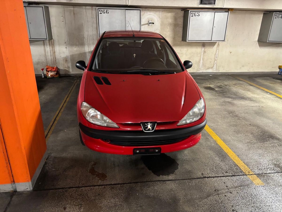 Peugeot Autos: Peugeot 206 1.9 Diesel – Gebraucht aus Kriens von sem_m89l