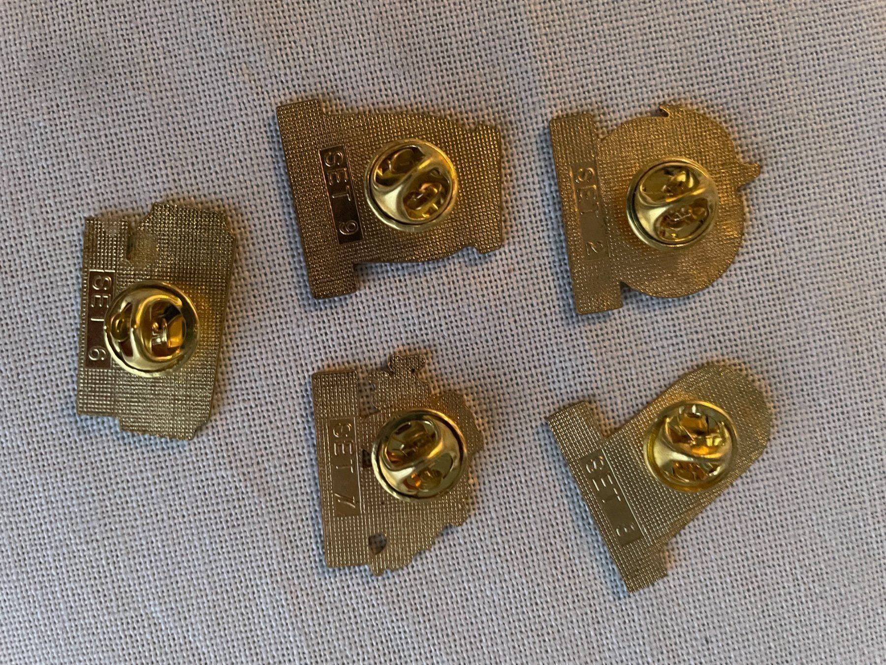 Plaketten & Abzeichen: 5 Pins Spar 90er Jahre – Neu (gemäss Beschreibung) aus Aeugst am Albis von gzhtox 2