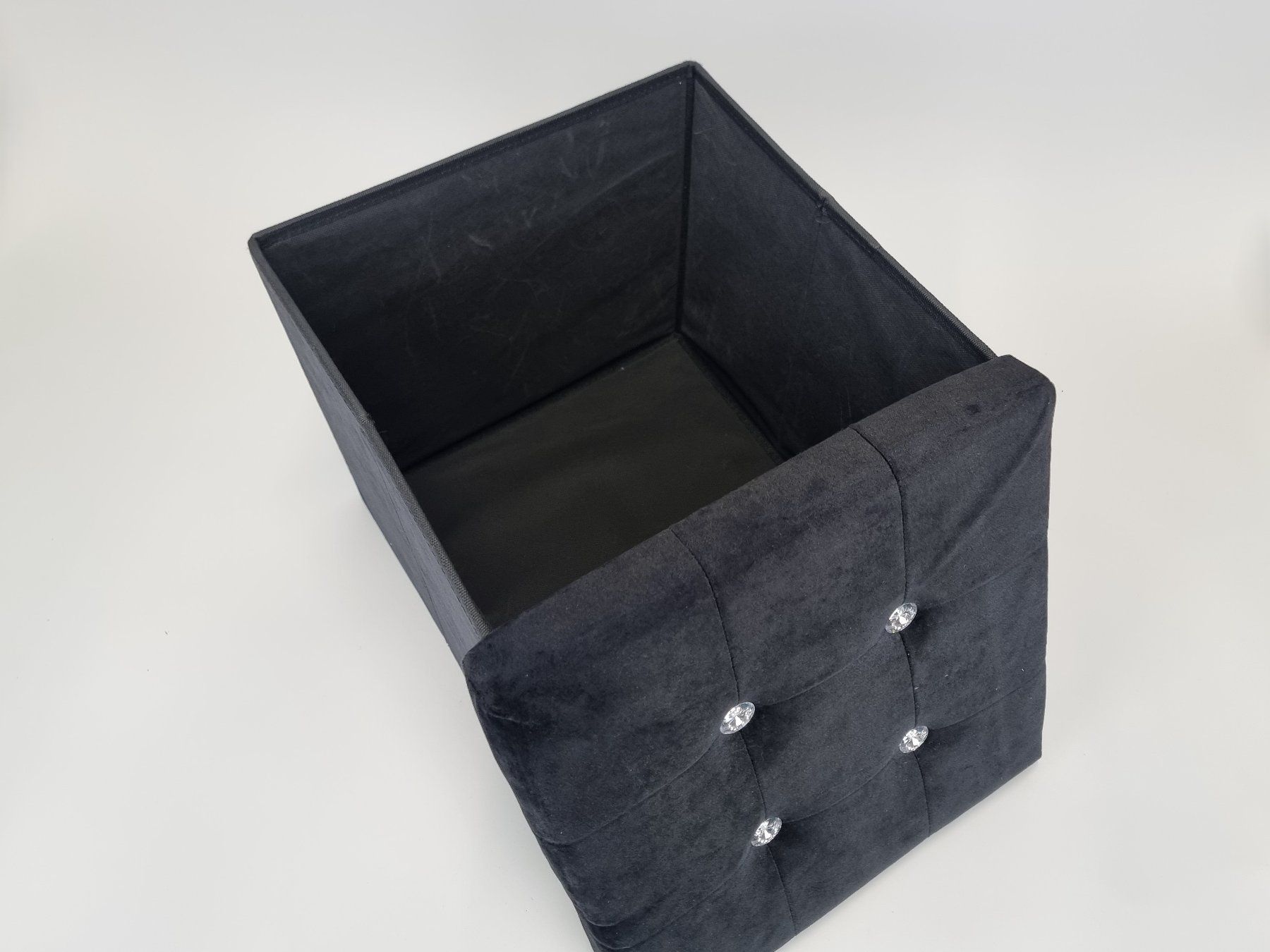 Hocker: Beistellhocker mit Stauraum – Gebraucht aus Urtenen-Schönbühl von Restwert_Schoenbuehl 1
