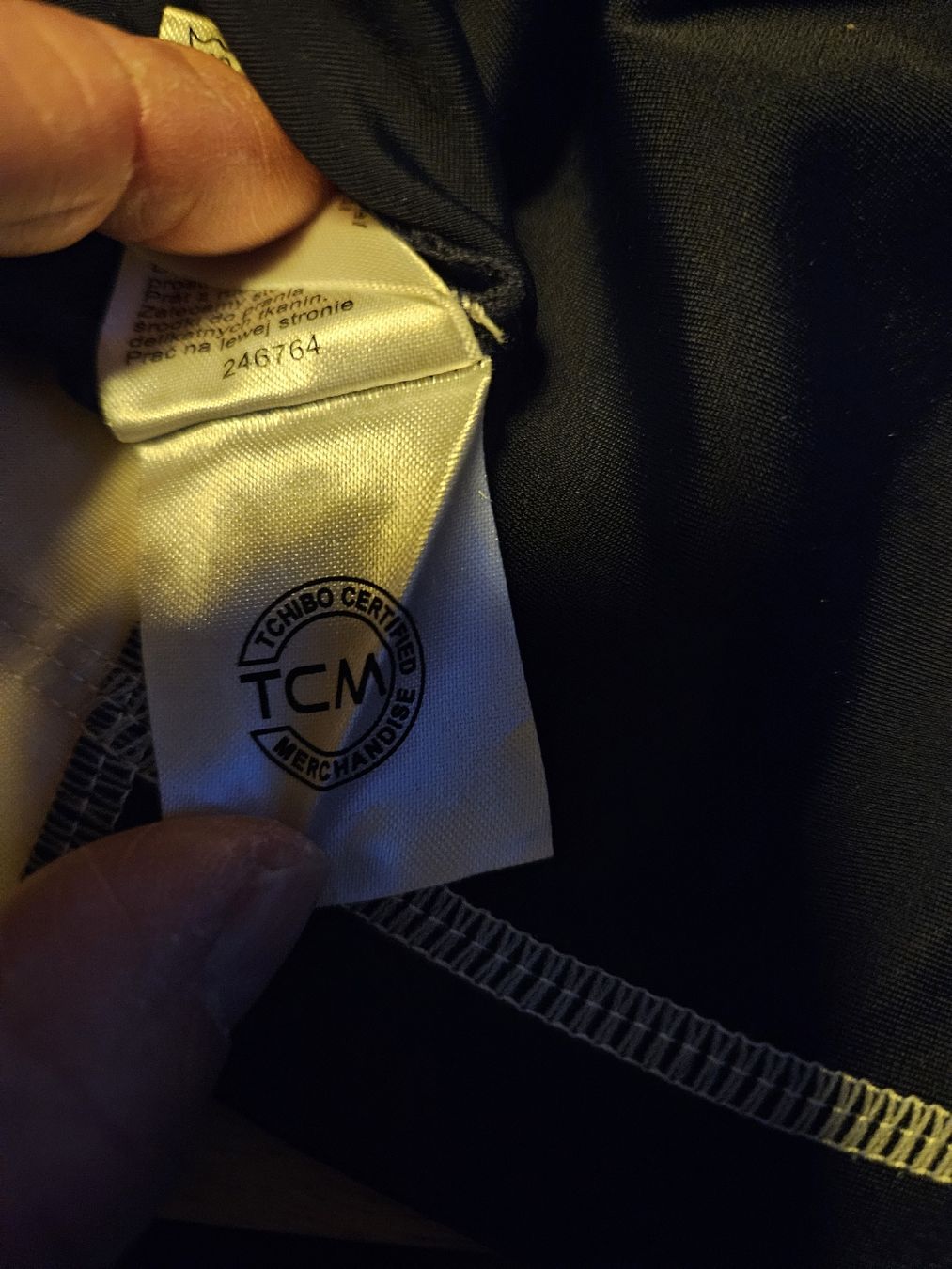 Badehosen: TCM UV-Shirt, Gr. 122 – Gebraucht aus Spiez von ann_y7bb 4