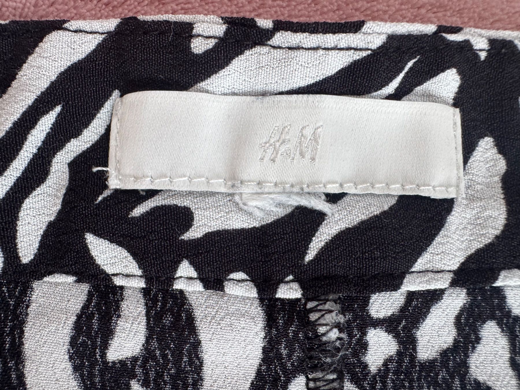 H&M Gonne: Jupe Polyester Gr. 38 / leicht und luftig von H&M – Usato da Zäziwil venduto da blackpearl 4