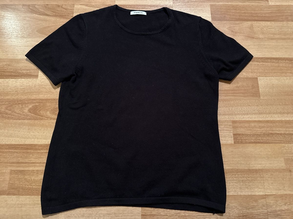 T-Shirts: PUBLIC Shirt, Gr. 40, Schwarz, Damen – Gebraucht aus Wald AR von sar_x867