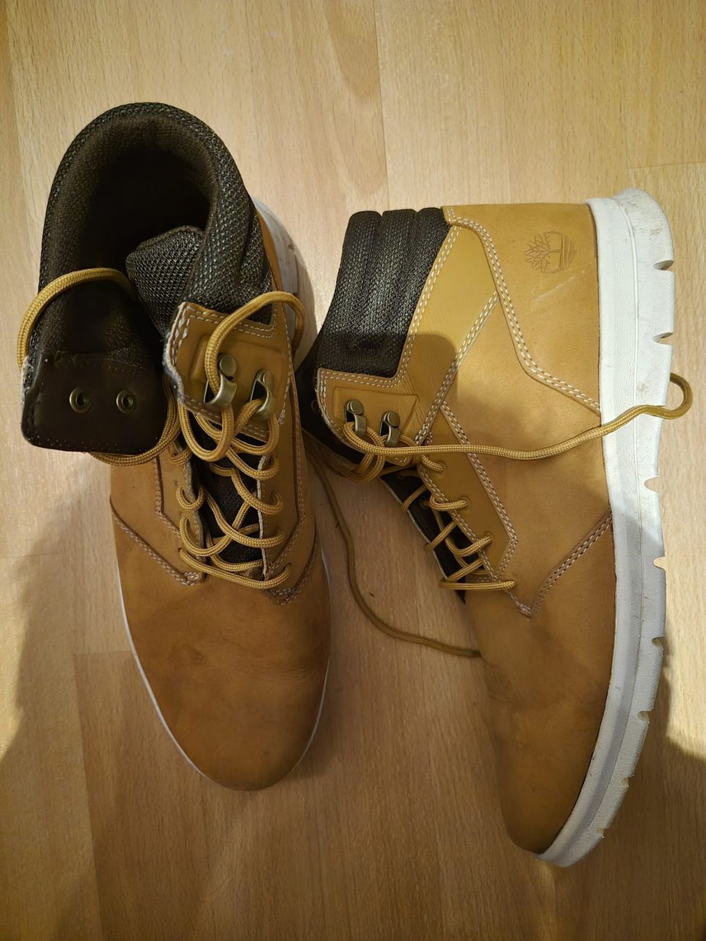 Timberland Scarpe da uomo: Timberland Boots "light" Gr. 44 Herren – Usato da Thun venduto da Dunarson
