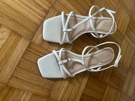 Aldo Sandaletten Kittenheel Gr.39