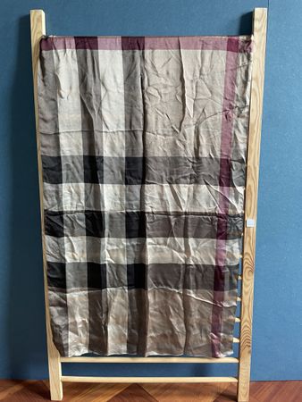 Original Burberry Seidenschal 62x190 cm – 100% Seide