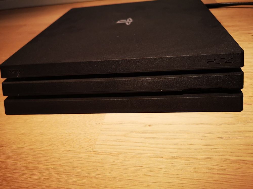 Playstation 4 Pro Kaufen auf Ricardo