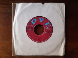 2 x Emile Ford and The Checkmates 7" singles