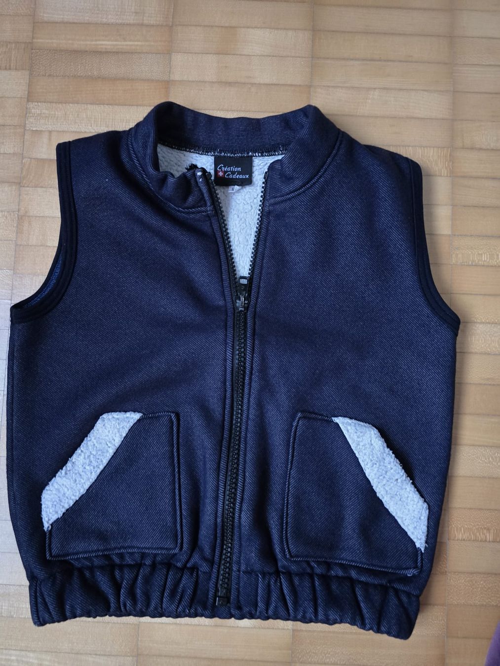 Altro abbigliamento per bambino: Warmes Gilet Gr. 92 – Usato da Oftringen venduto da Tunertune
