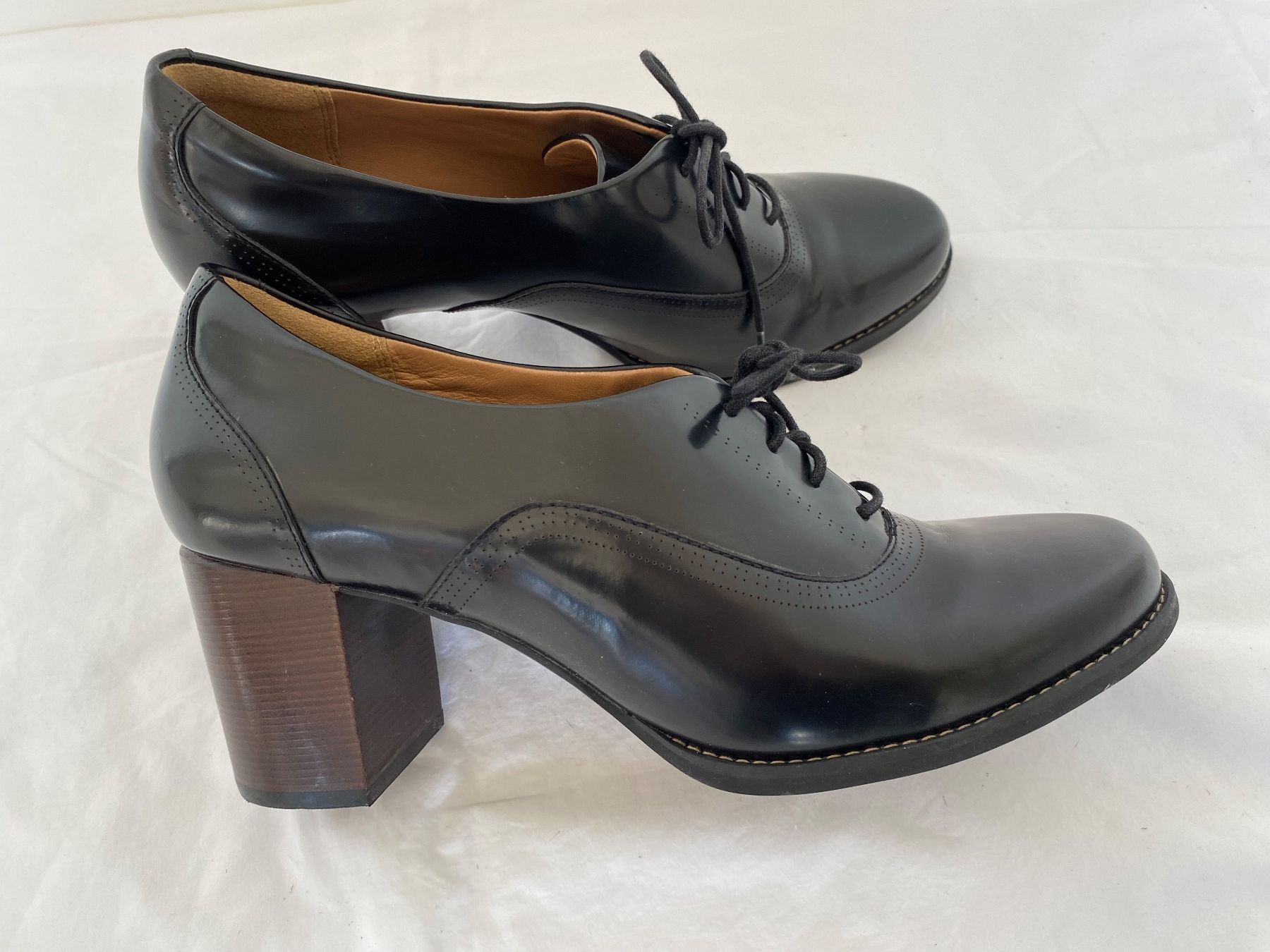 Clarks Chaussures femmes: CLARKS HALBSCHUHE NEUWERTIG – Neuf (Voir description) à Zürich par Fashionparade 1