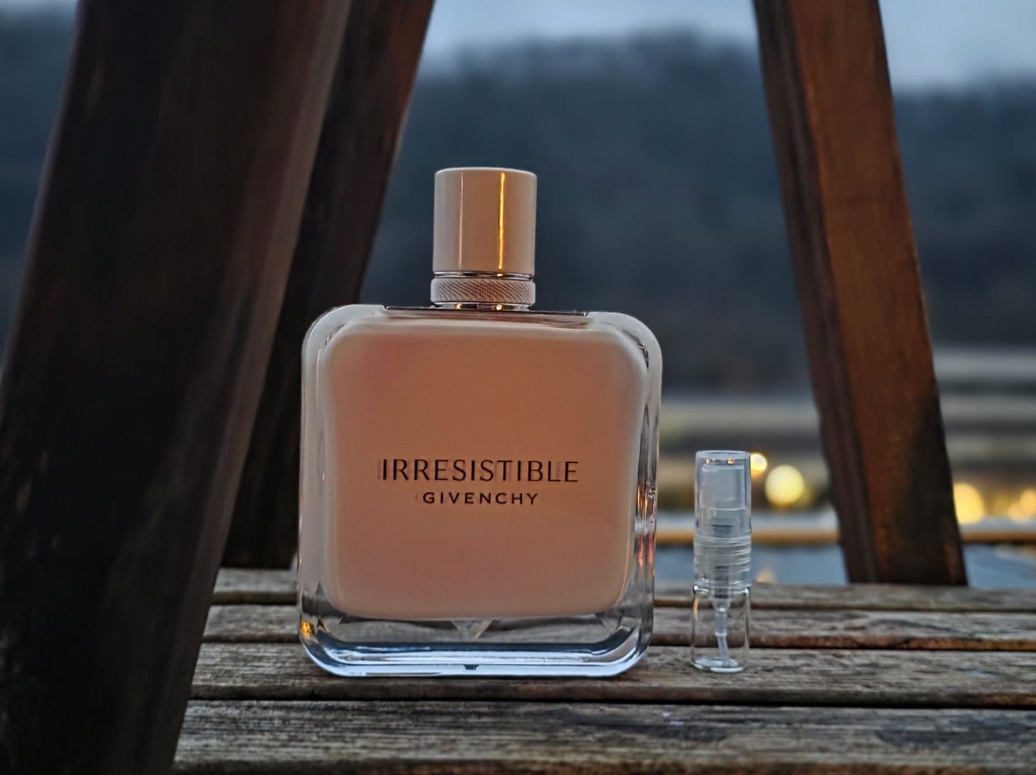 Givenchy Profumi & Eau de Toilette: Givenchy - Irresistible Nude - 2ml – Nuovo (secondo la descrizione) da Winterthur venduto da FragranceLUXE