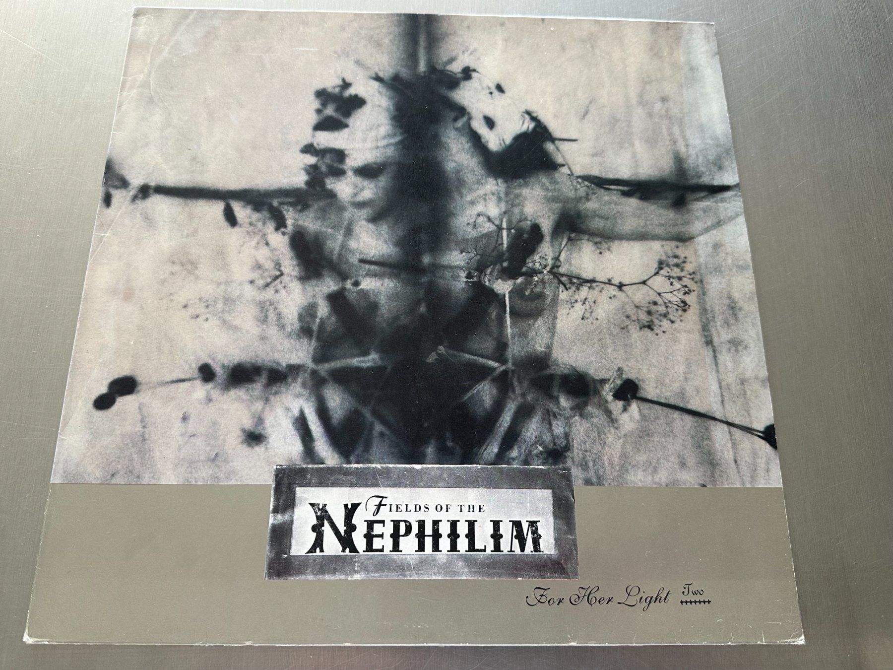 Vinyles: FIELDS OF THE NEPHILIM 12 FOR HER LIGHT – D'occasion à Sion par jaipur1401