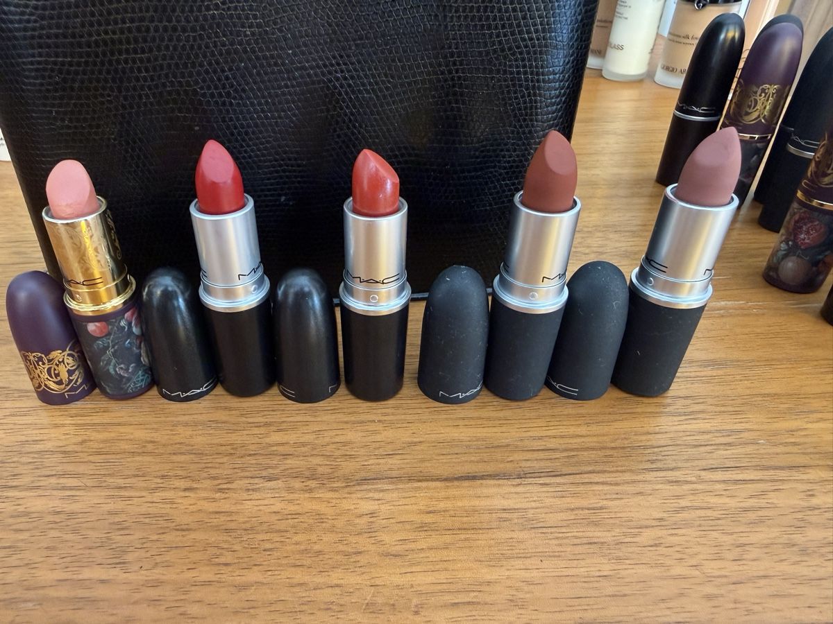 Mac Cosmetics Make-up: MAC Lippenstift Set, verschiedene Farben – Usato da Zürich venduto da pinish 5