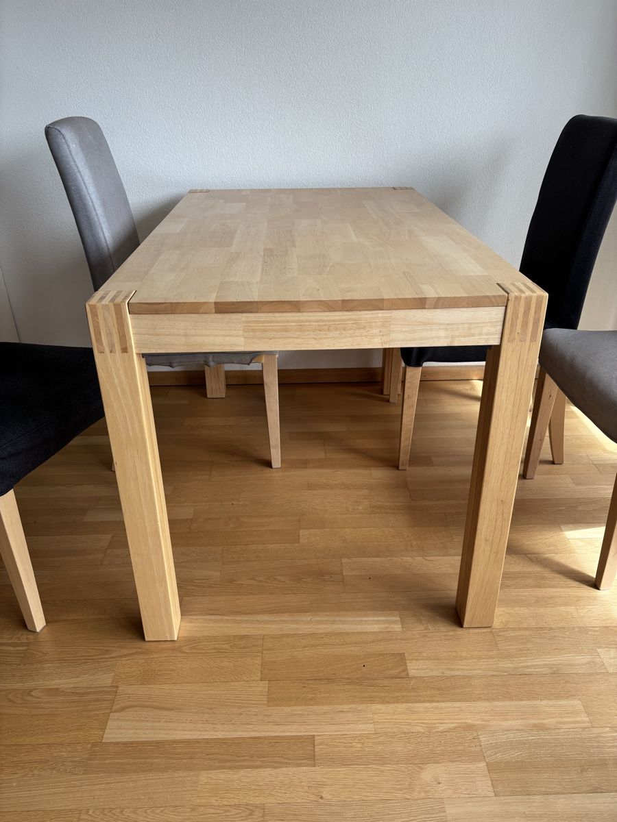 Ikea Tischset: Tisch & Stühle – Gebraucht aus Basel von car_6fyj 1
