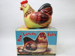 Blech Batterie Huhn, fährt gackert + legt Eier Blechhuhn