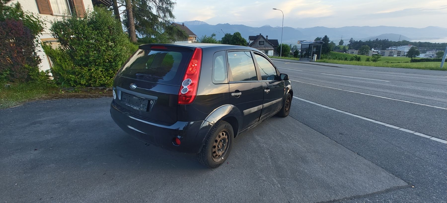 Ford Autos: Ford Fiesta 1.6 226871 KM – Défectueux à Gibswil par cedricShift 2