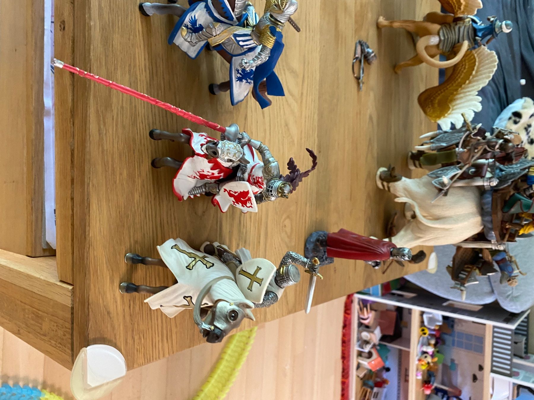 Schleich Figuren: Drachenfiguren Set mit Rittern guter Zustand – Gebraucht aus Obernau von YvesHeiz 8