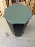 Achteckige Säule / Sockel