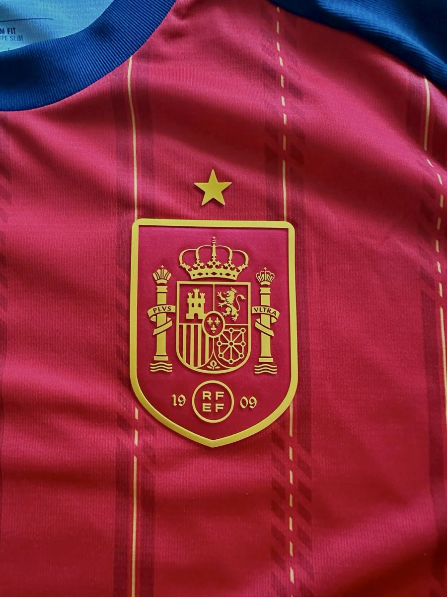 Adidas Canottiere & Pantaloni: Adidas Trikot WM 26 Spanien – Nuovo (secondo la descrizione) da Zürich venduto da benebiene 5