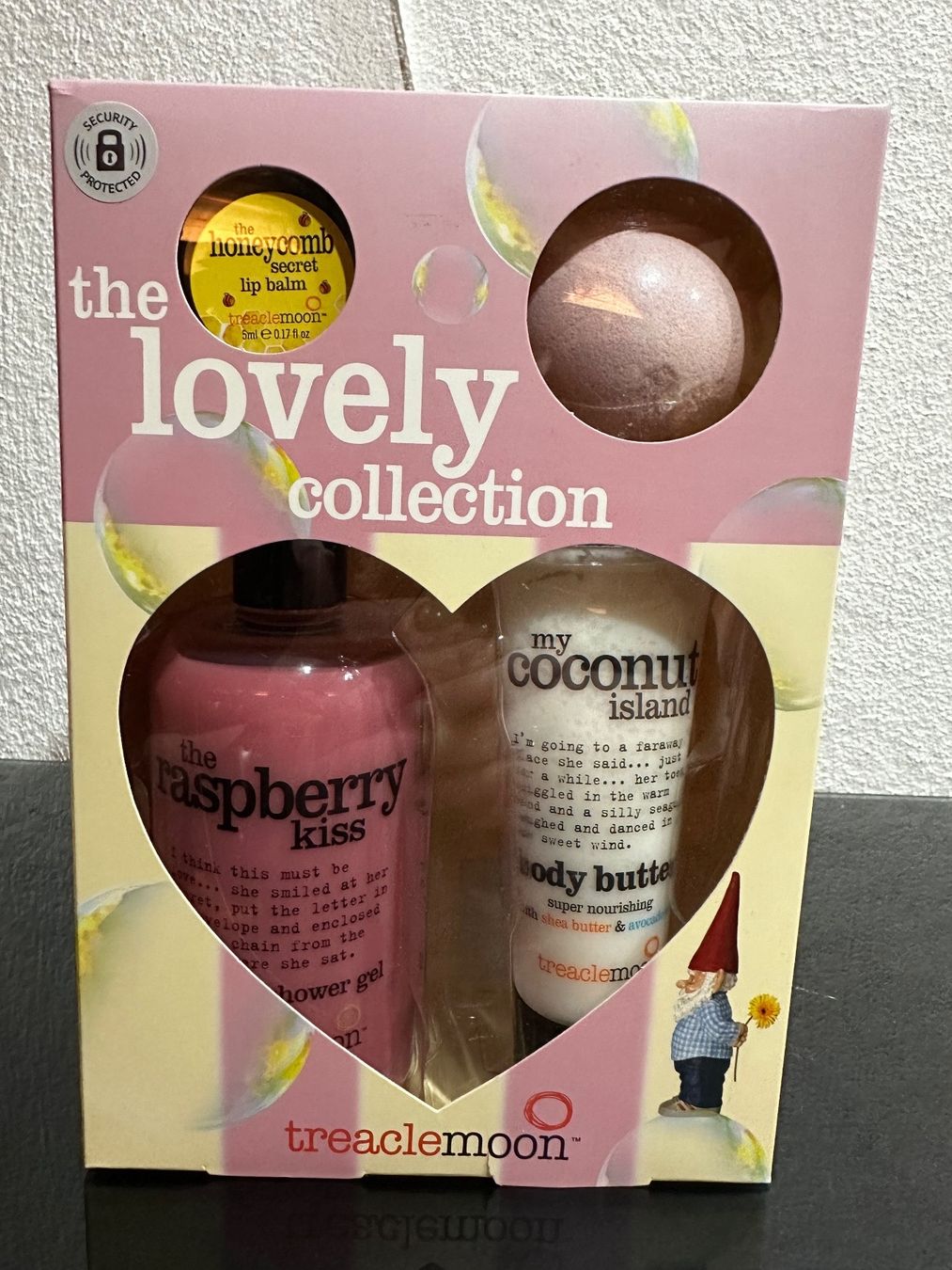Duschen: Treaclemoon Geschenkbox Dusche Lipbalm Badebombe NEU OVP – Neu und originalverpackt aus Wilderswil von FirstDivine