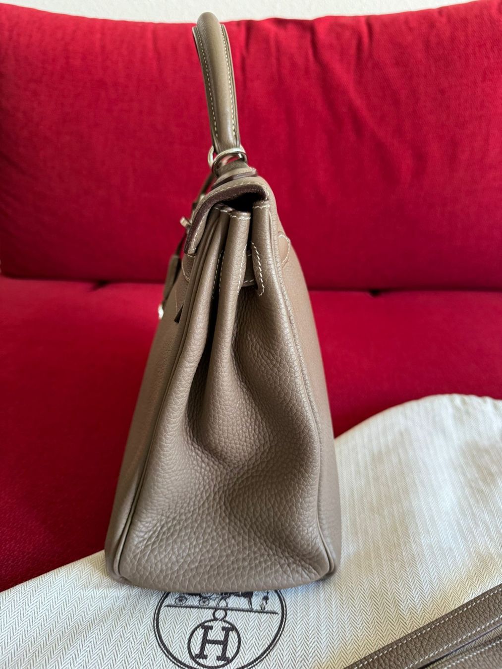 Hermès Borse da donna: Hermès Kelly 25 - Étoupe / Palladium – Usato da Reinach BL venduto da Yugi-Cards 2