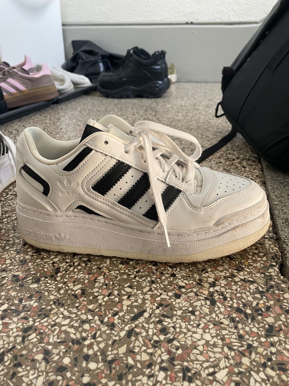 Adidas Scarpe da donna: Adidas shoes, 40.5 – Usato da Zürich venduto da chl_nlj7
