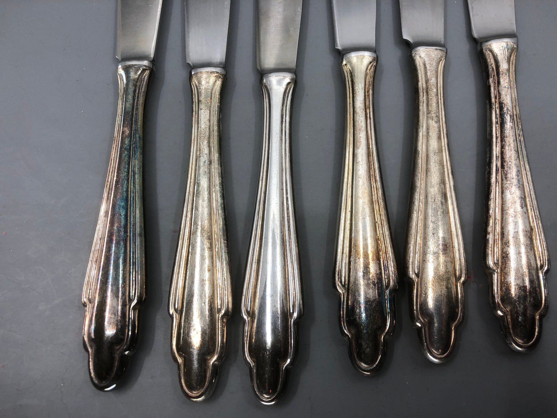 Posate: 6 Tafelmesser versilbert Skandinavisches Design – Usato da Basel venduto da Tiabeanie 1
