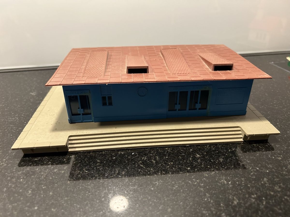 Kit di modellismo & Modellini statici: Güterbahnhof / Scalo merci per modellismo – Usato da Tenero venduto da Laura-Pedu