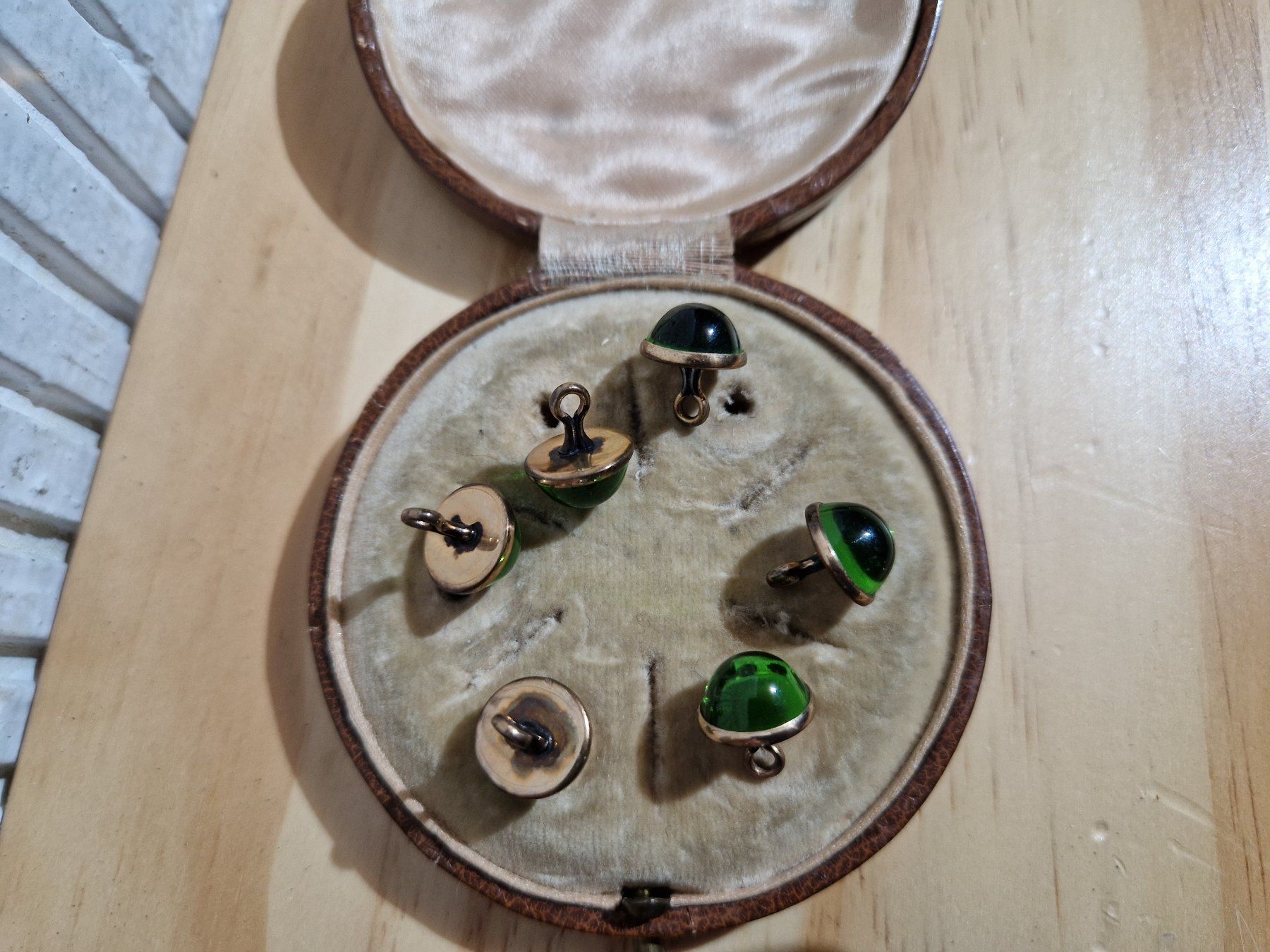 Boutons: Knöpfe antik – D'occasion à Seedorf BE par Stibutz 2