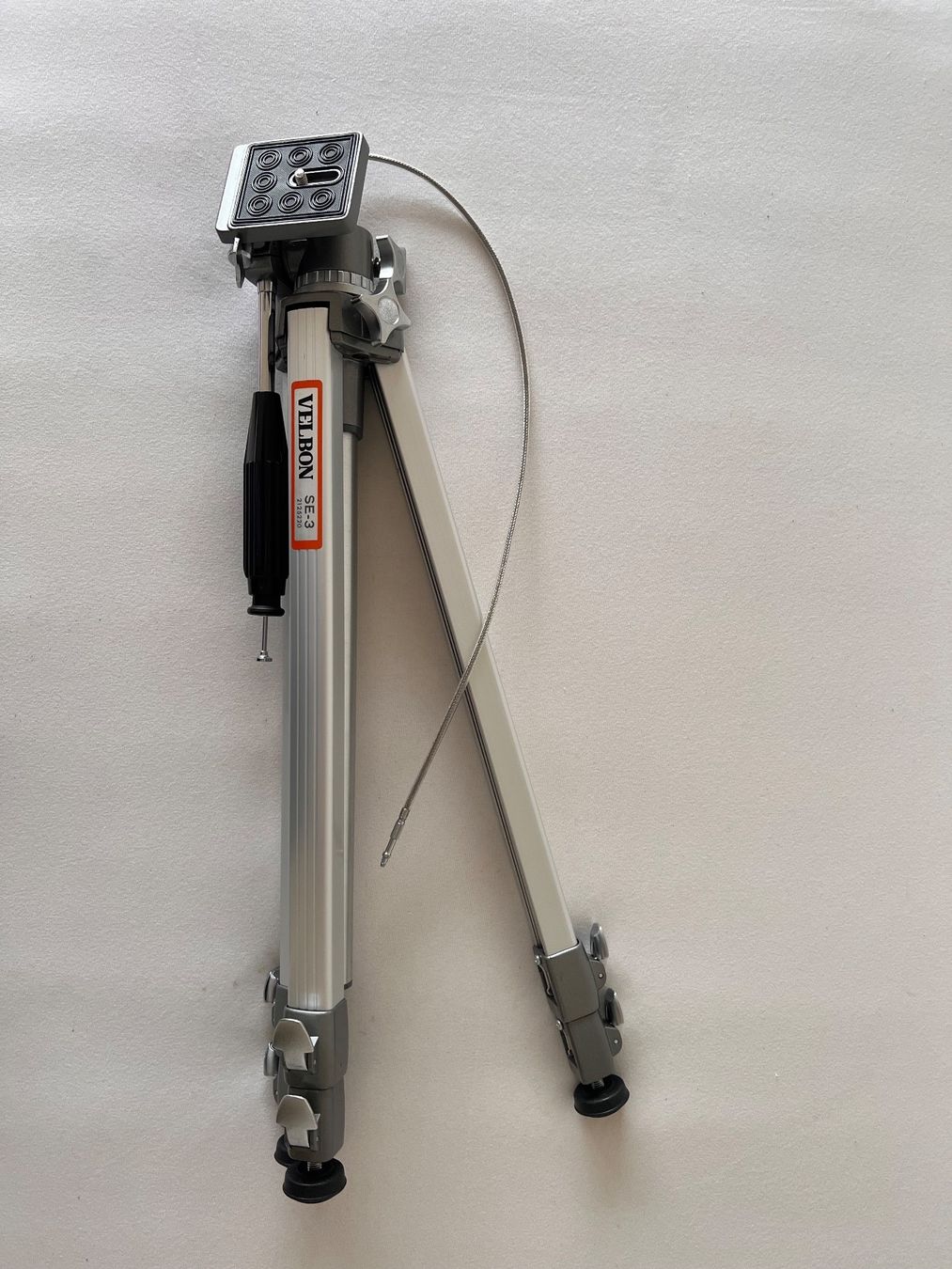 Velbon Stative & Köpfe: VELBON Tripod SE - 3 Stativ – Neu (gemäss Beschreibung) aus Adliswil von groenland01 1