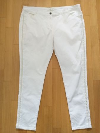 UN JOUR AILLEURS Jeans taille / Grosse 48 CH