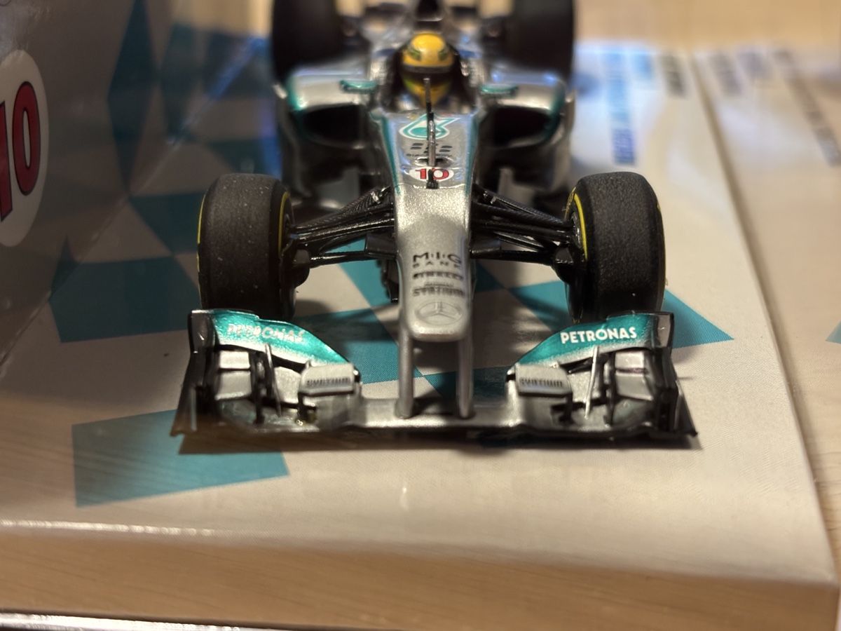 Minichamps Modellini d'auto: Limitiert - Lewis Hamilton Showcar 2013 – Nuovo (secondo la descrizione) da Suhr venduto da Speed_20 2