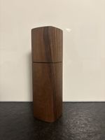 Neue Hoizart Gewürzmühle aus Nussbaum - Neupreis Fr. 99.00