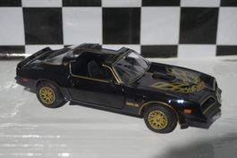 Pontiac Firebird TransAm Phase II 1977-1979 "Smokey and the