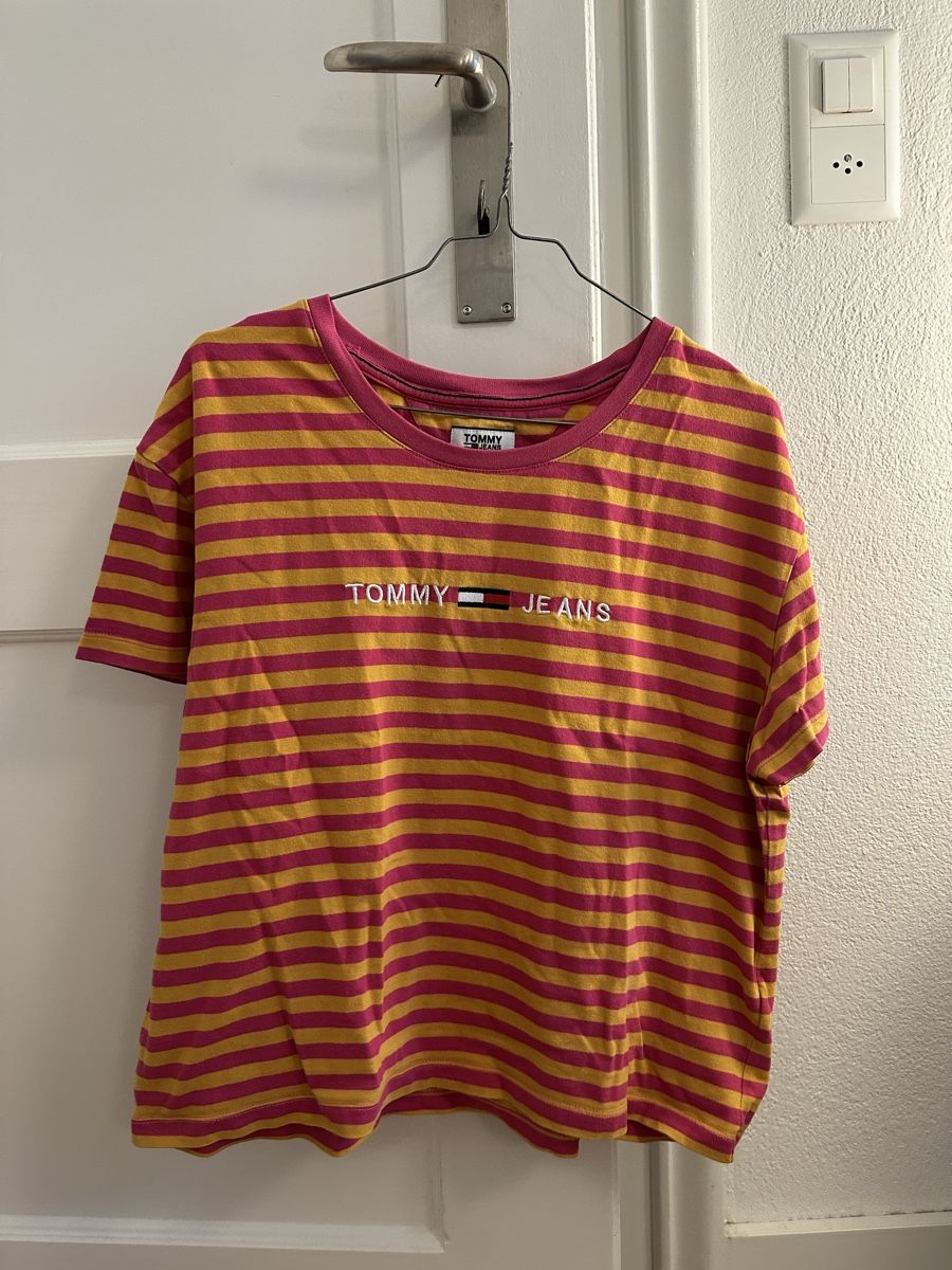 Tommy Hilfiger T-shirt: T-Shirt - Tommy Jeans – Usato da Lachen SZ venduto da CharlotteAr