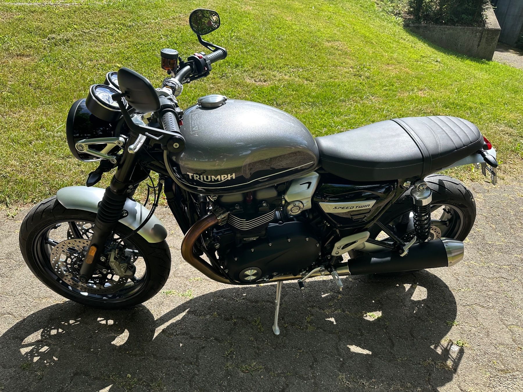Triumph Strada: Triumph Speed Twinn 1200 – Usato da Mönchaltorf venduto da Trider 1