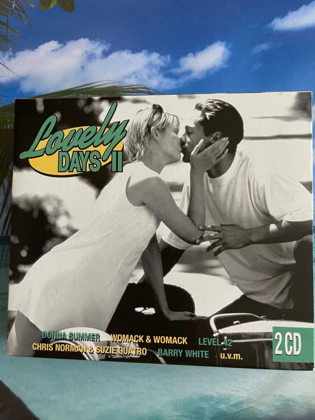 CDs: Lovely Days II - 2 Cds – D'occasion à Versoix par Jolicoeur71