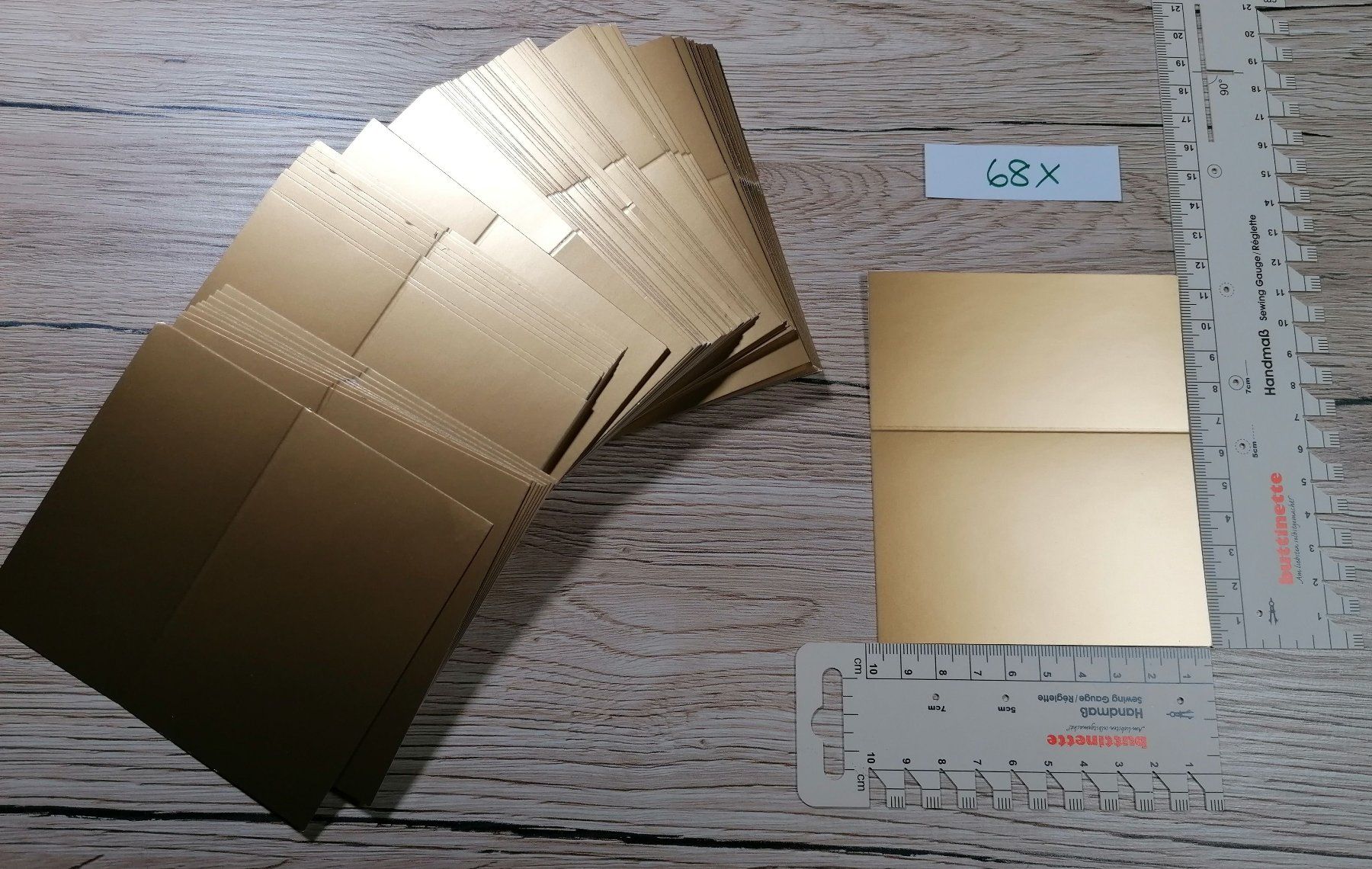 Cartoline: 68 Exklusive mini Karten/Klappkarten, Gold – Nuovo (secondo la descrizione) da Zollikofen venduto da Blackie
