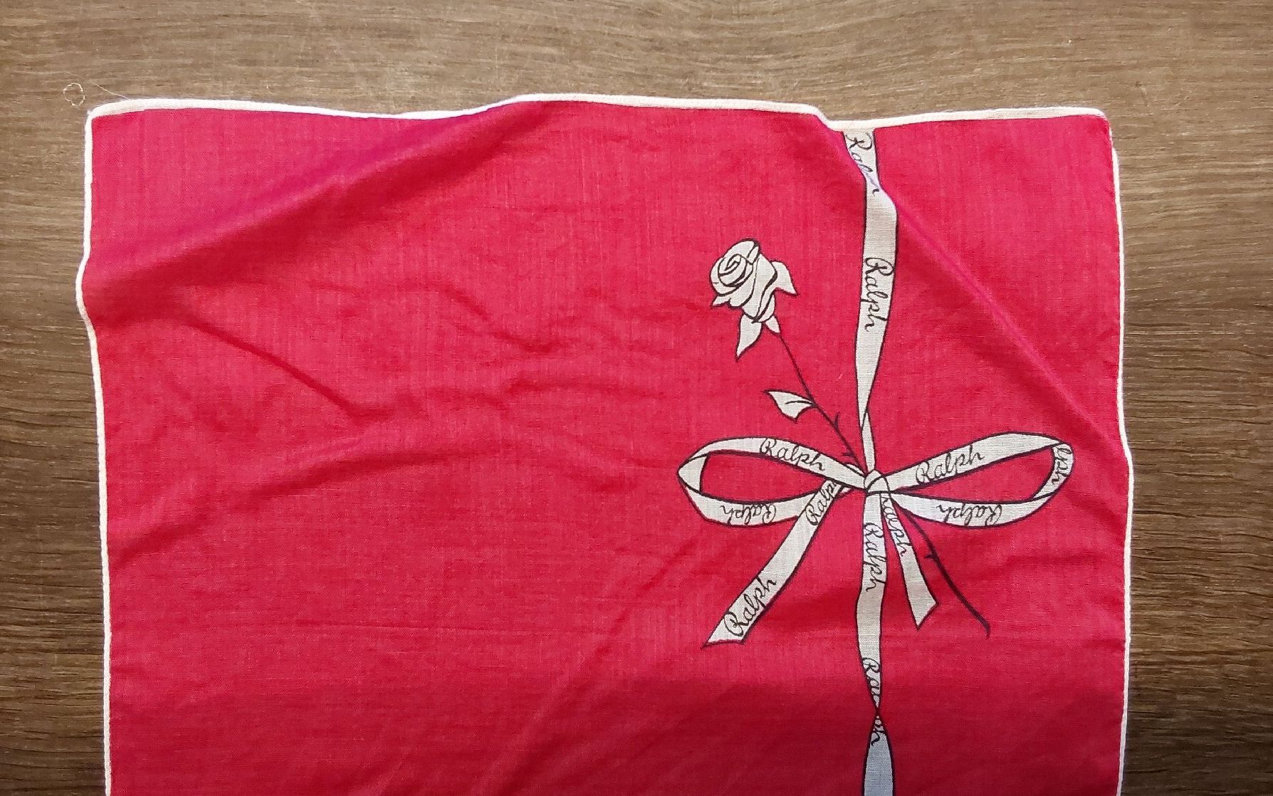 Sonstige Kleidung & Accessoires: Taschentuch rot Motiv Ralph – Gebraucht aus Köniz von scopello12 1