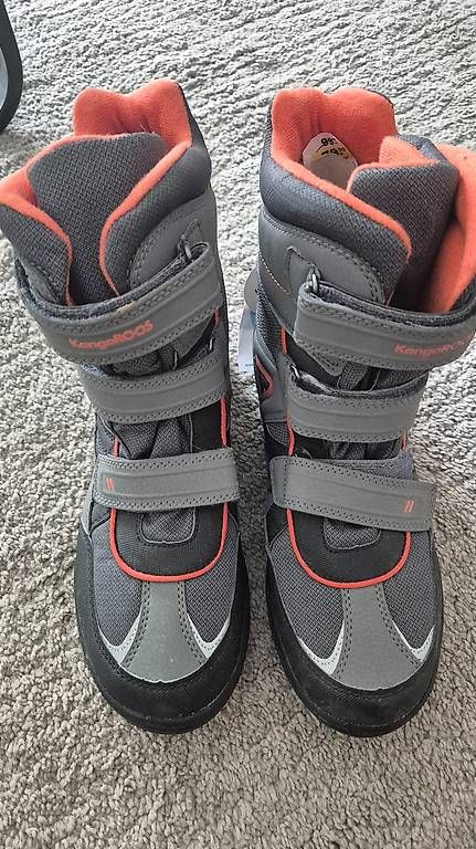 Schuhe für Jungen: A vendre 1 paire de bottes KangaROOS – Gebraucht aus Lausanne von abl_8vvp