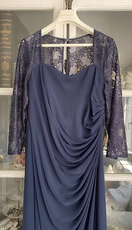 Robes: Abendkleid / Brautmutter-Kleid dunkelblau mit Spitze – D'occasion à Bachs par shabby-white-andmore 3