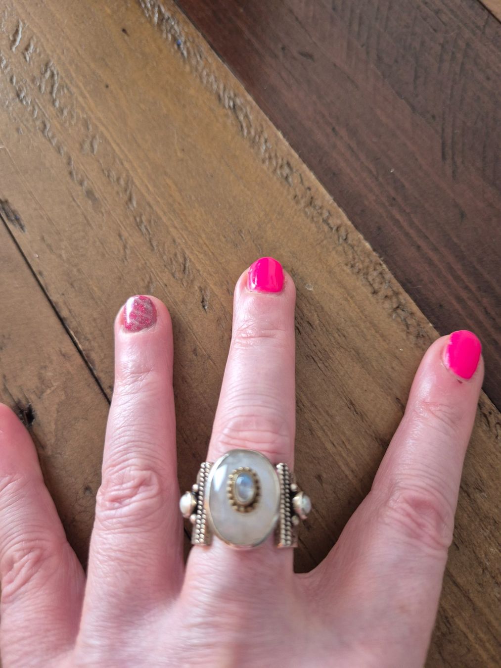 Anelli: Bague large en argent avec pierre de lune – Nuovo (secondo la descrizione) da uvrier venduto da lau_r7w6 2