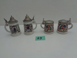 4 kleine Keramik Bierhumpen mit Zinndeckel