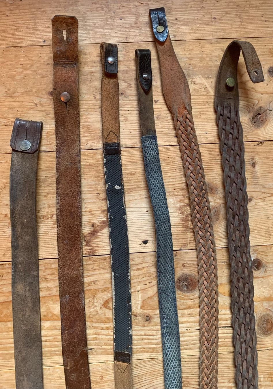 Attrezzatura & Pezzi di ricambio: 6 Gewehrriemen aus Leder – Usato da Goldingen venduto da Bergler012 7