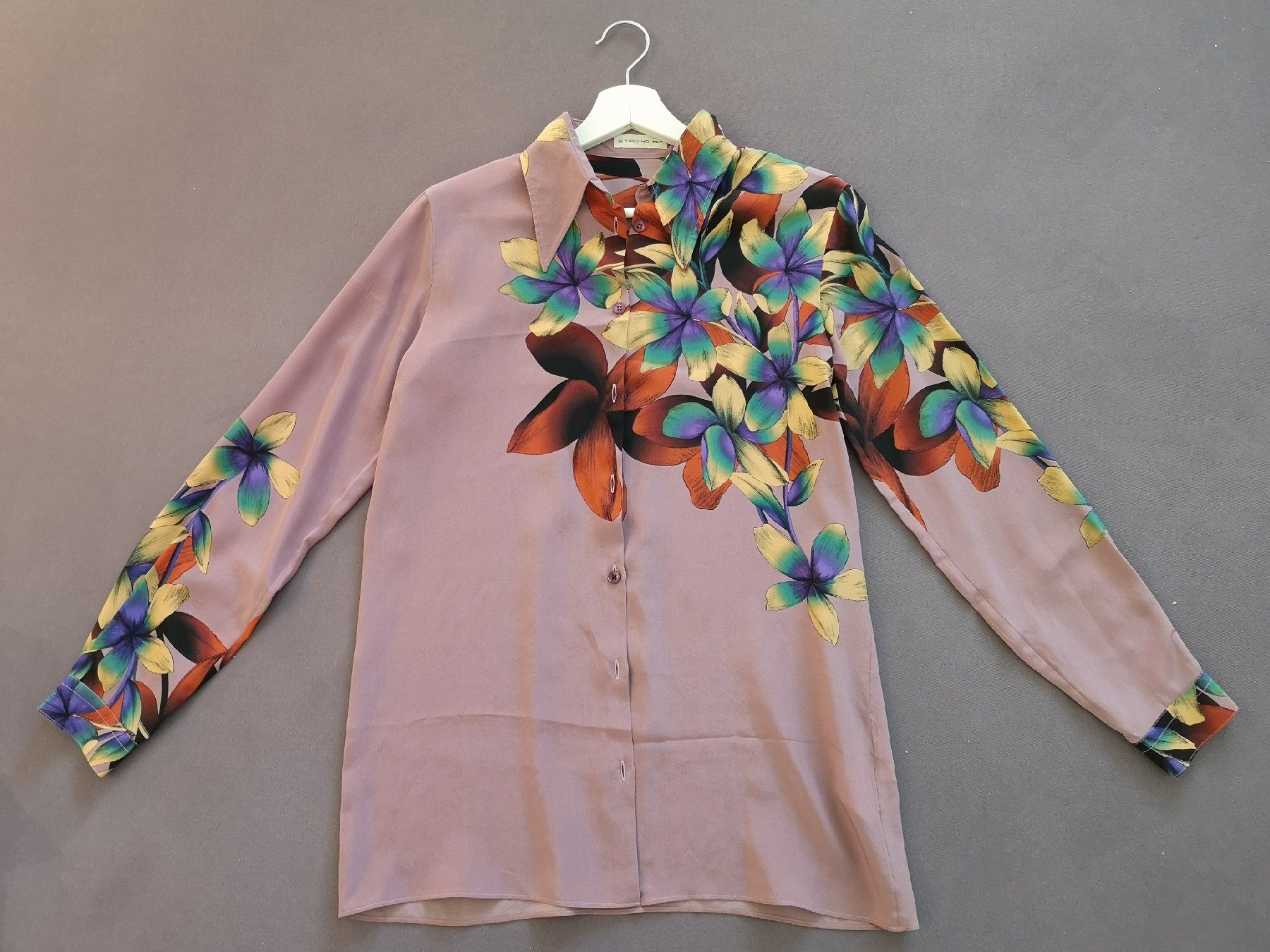 Etro Camicette: Etro Seidenbluse – Nuovo e nell'imballaggio originale da Pfäffikon ZH venduto da JingTunic