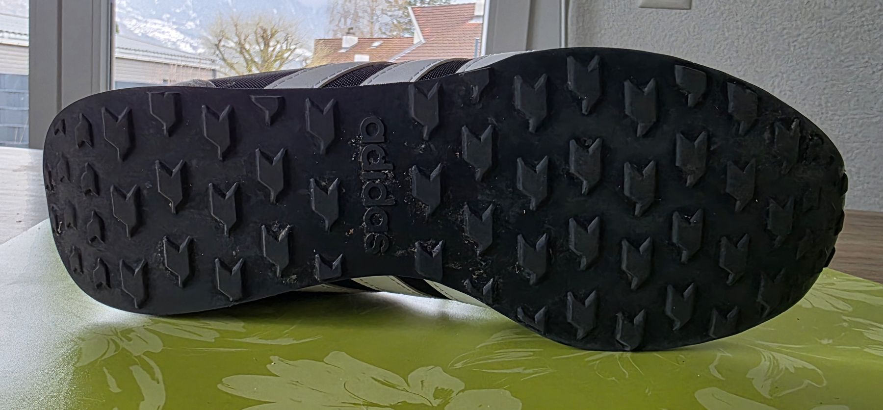 Adidas Herrenschuhe: Adidas Sneaker  – Gebraucht aus Buchs SG von sevler1 1