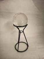 Dekorativer Glas Globus auf Metallständer 22cm hoch