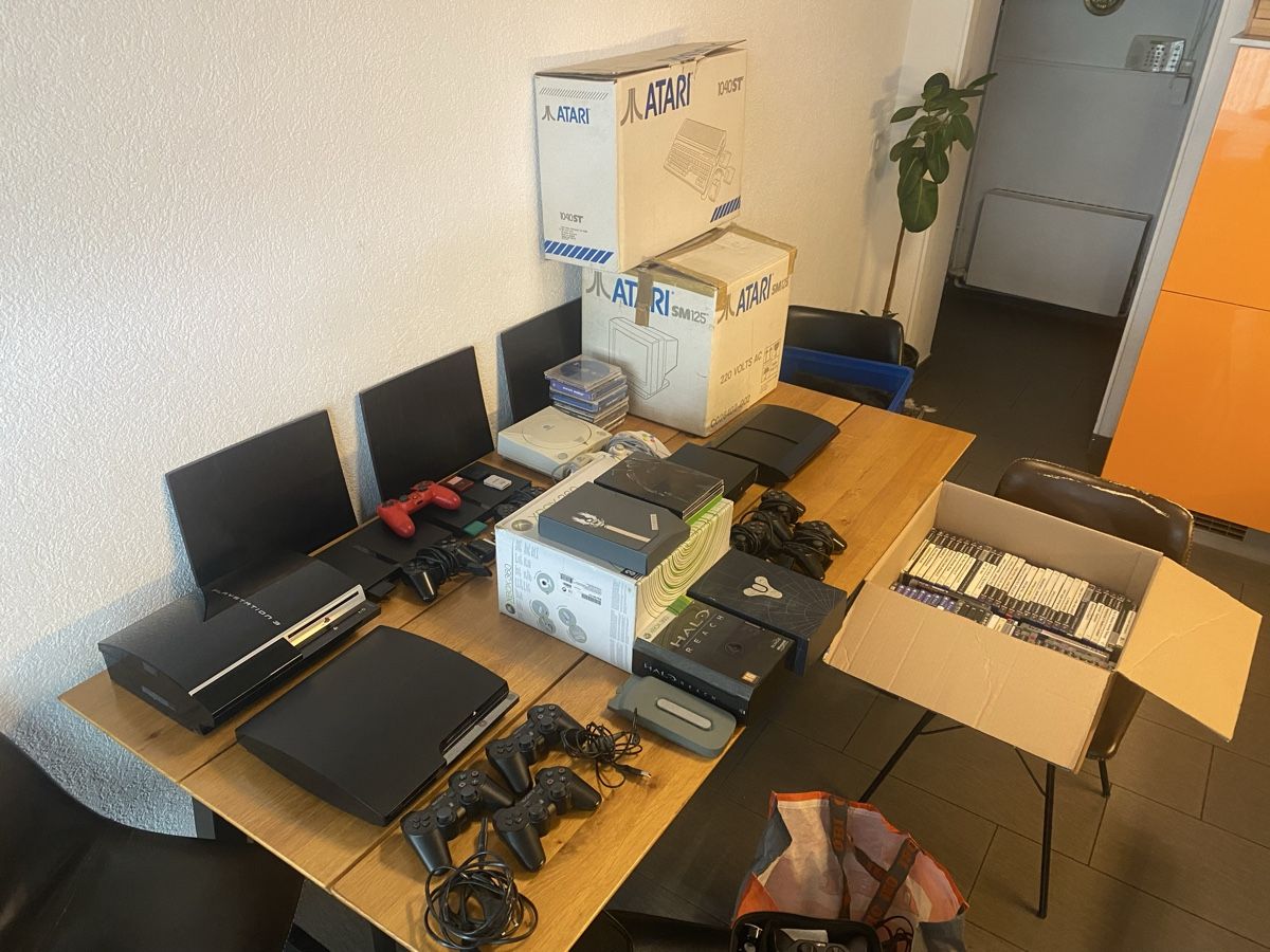 Console: Console et jeux vidéo  – Usato da Chavornay venduto da sof_wh6r 6